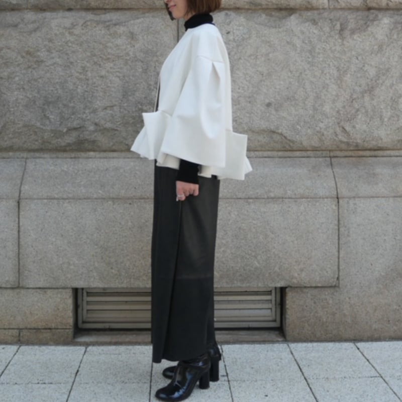 Heve【新品】Petal Form Blouson　ペプラムレザーblack Petal Form Blouson black | HEVE