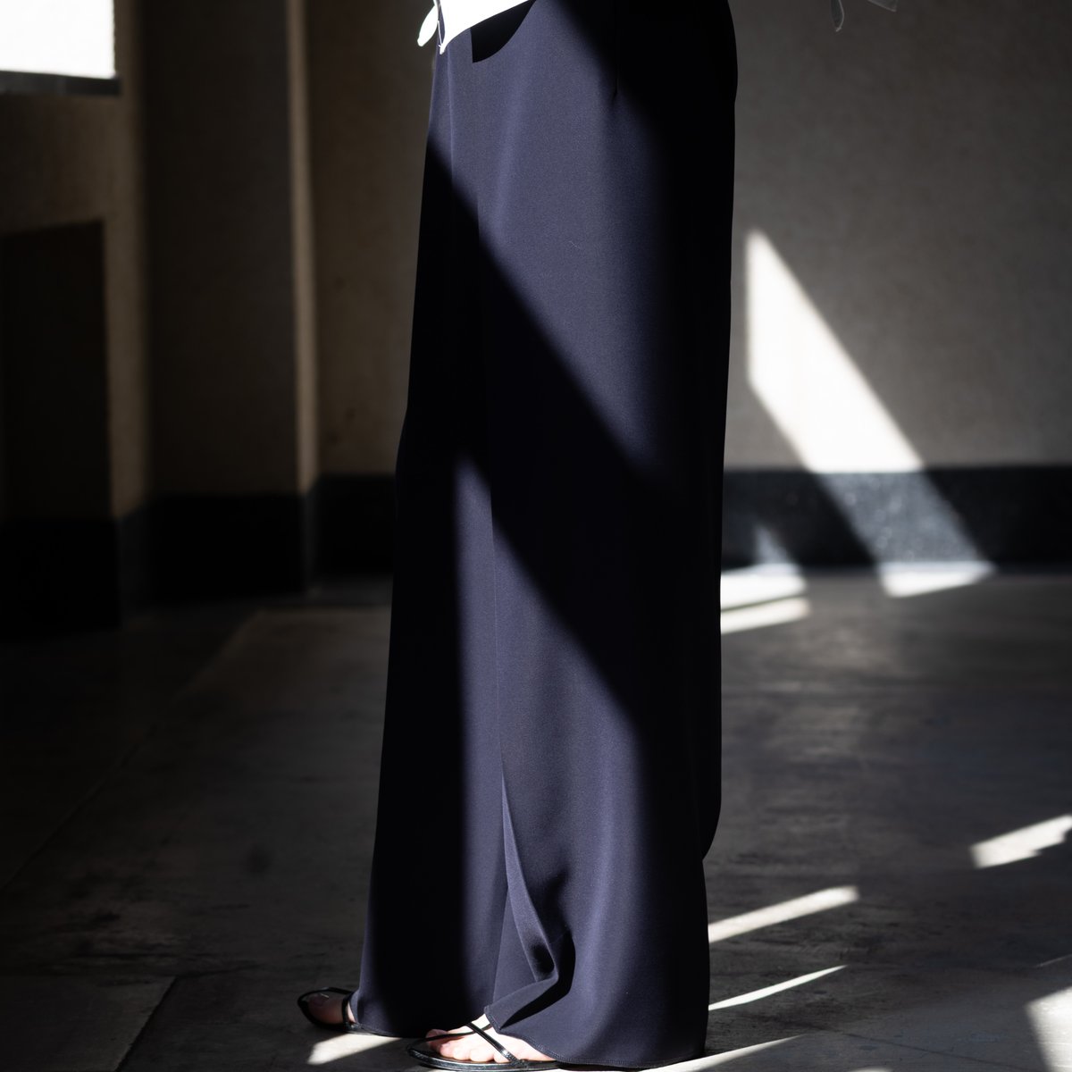 予約】Relax Pants navy | HEVE