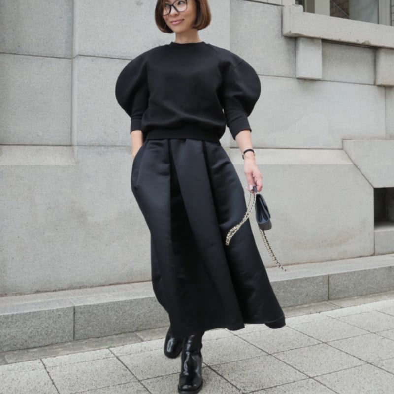 Cloudy Tops black | HEVE