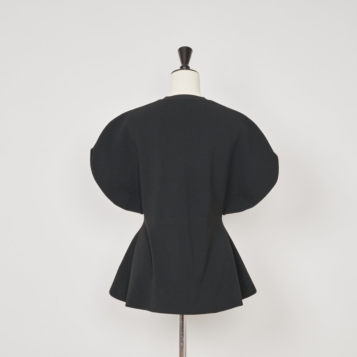 Heve ハートネットペプラムブラウス　ブラック Heve ハートネットペプラムブラウス ブラック Heve ハートネット