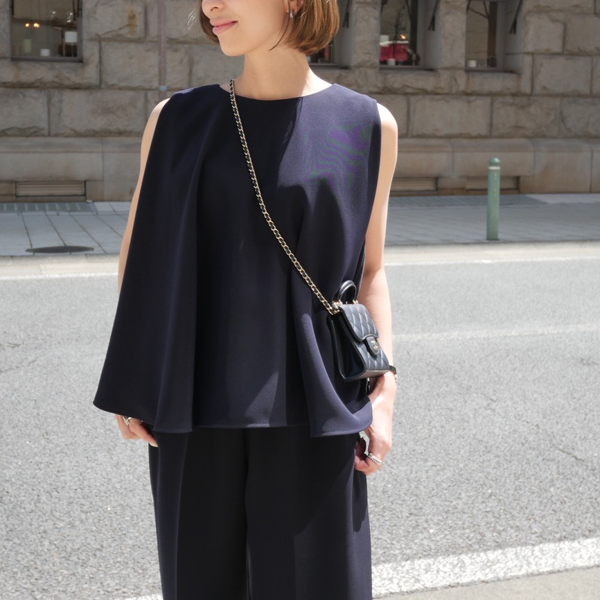 新品未使用　Heve ヘイブ　Papillon Blouse ネイビー 予約】Papillon Blouse navy | HEVE