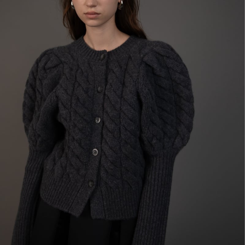 美品heve bubbly 2way cable cardigan gray Bubbly 2way Cable Cardigan charcoal | HEVE