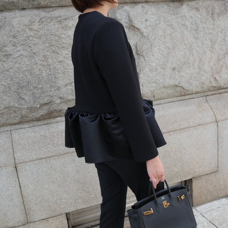 Ripple Peplum Blouse black | HEVE