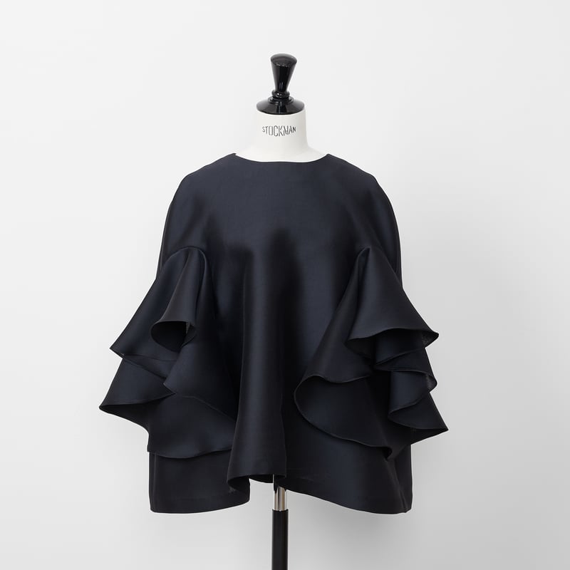 Silky Cape BL black | HEVE