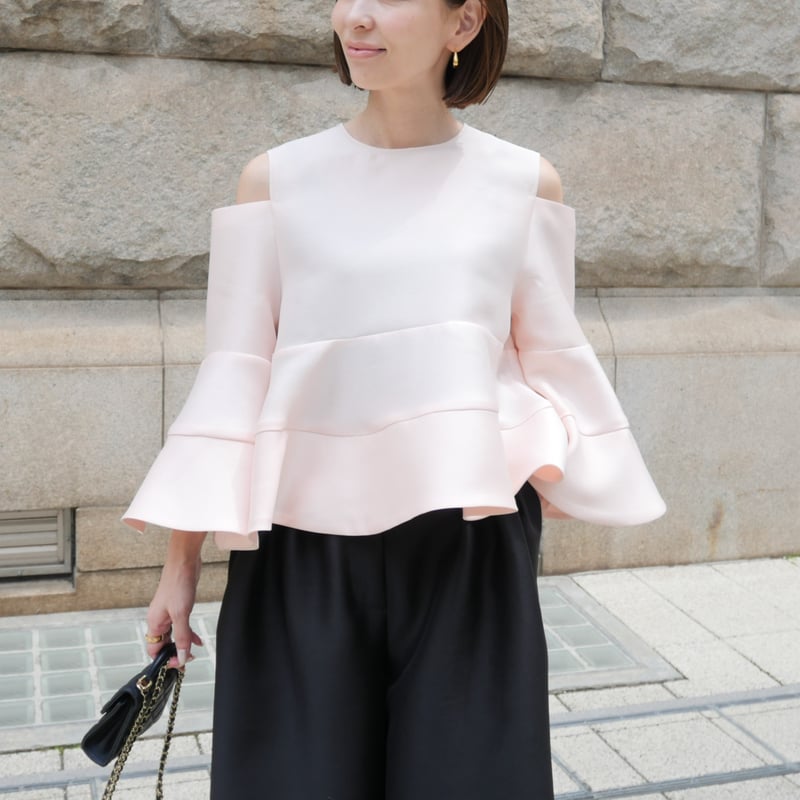heve カットオフシルエット シルキーブラウス カットオフシルキー BL ブラック | HEVE