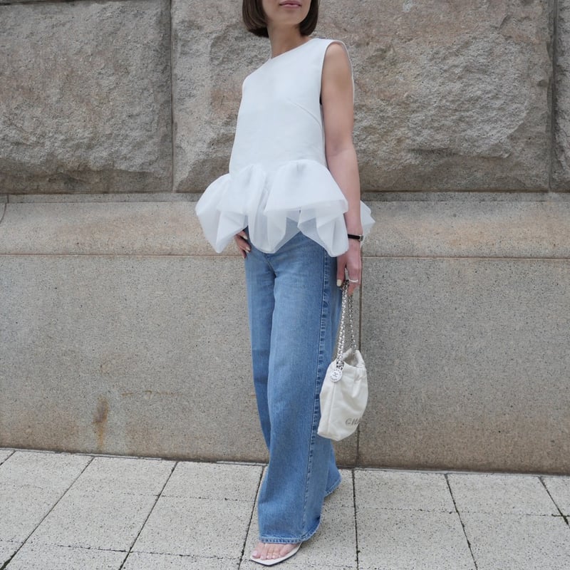 Prima Peplum Sleeveless white | HEVE