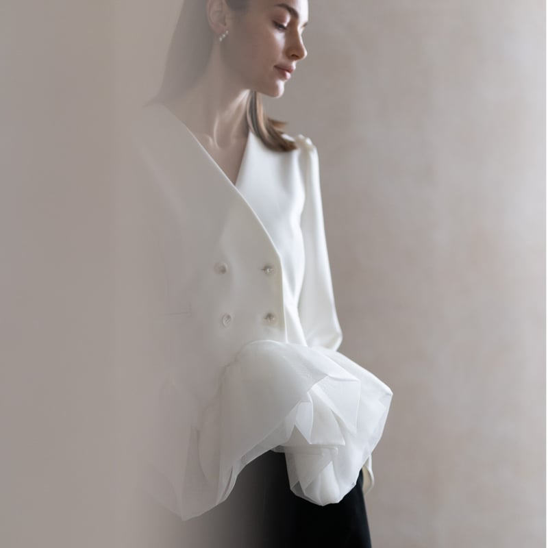 Prima Peplum JK white | HEVE