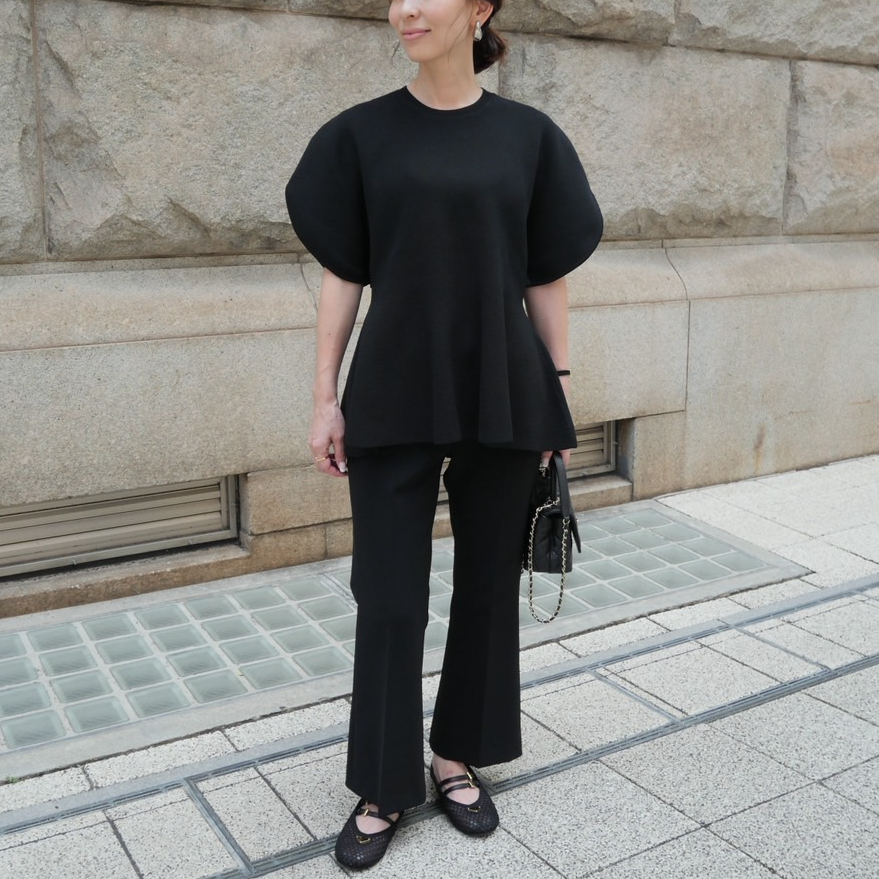 heve♡Arch Peplum knit、チャコール Arch Peplum knit black | HEVE