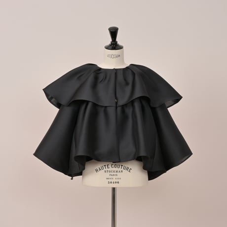 新品HeveブラウスSUZURANスリーブBL ブラック 新品HeveブラウスSUZURANスリーブBL ブラック