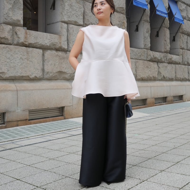 two charm blouse ピーチ | HEVE