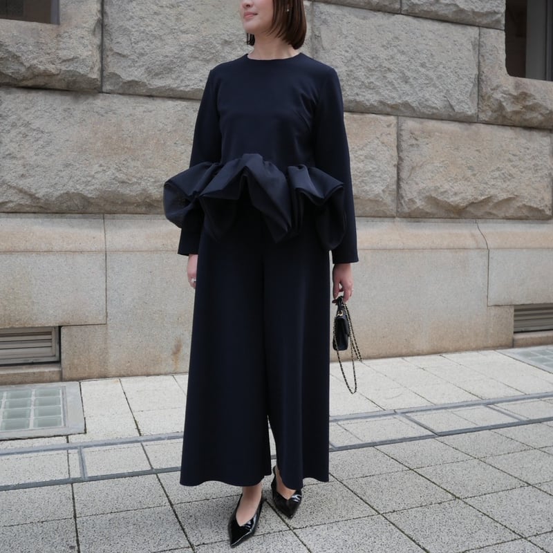 3月下旬発送】Prima Peplum BL navy | HEVE