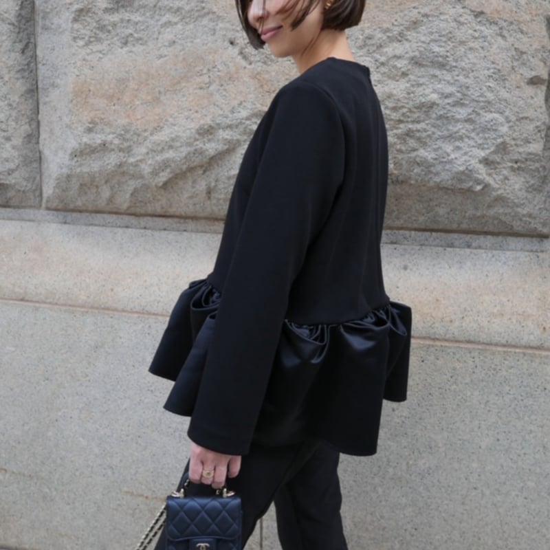 Ripple Peplum Blouse black | HEVE