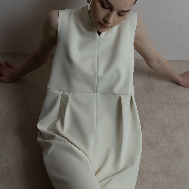 Heart neck all-in-one ecru | HEVE