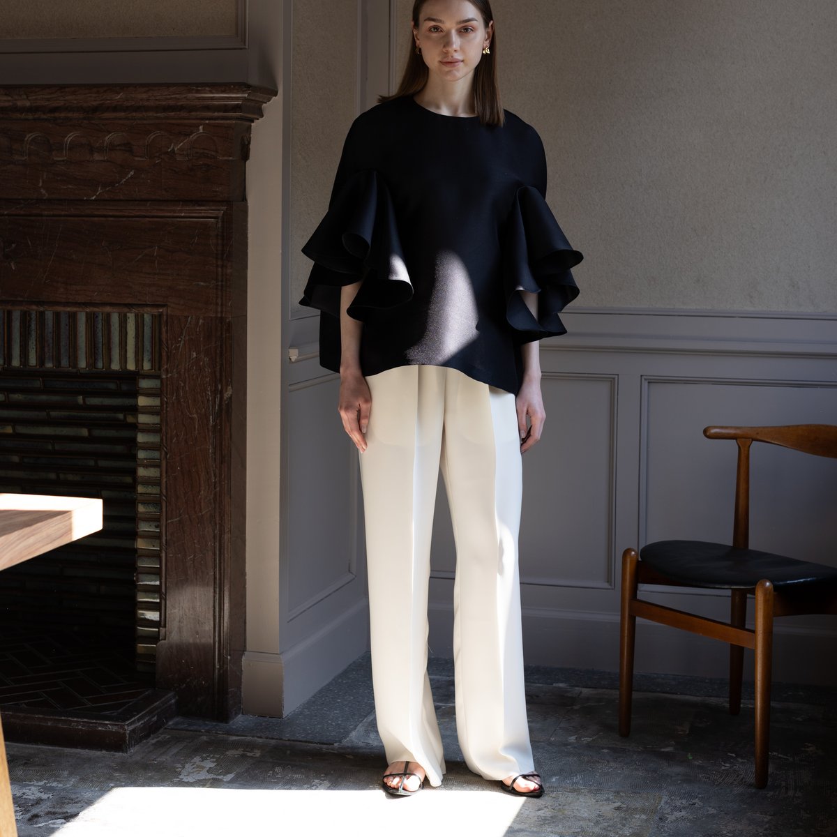 Silky Cape BL black | HEVE