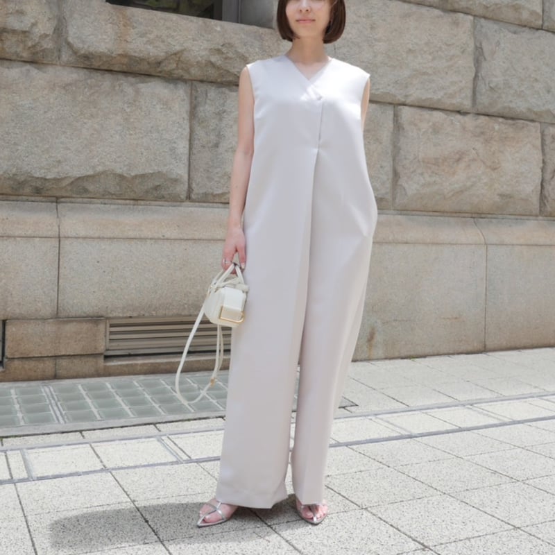 HEVE satin all-in-one グレージュ36新品未使用 satin all-in-one グレージュ | HEVE