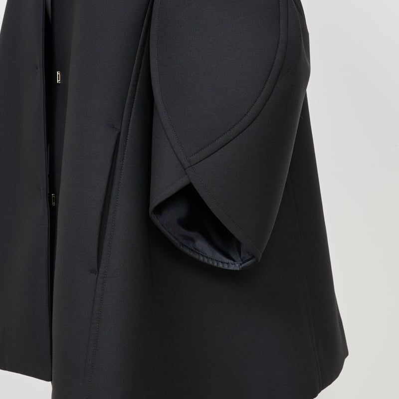 予約】Tulip Sleeve Bonding Coat | HEVE