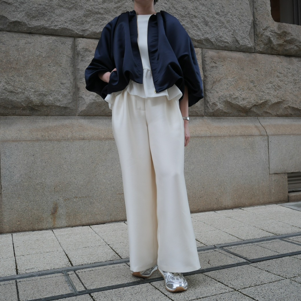 CLOUDブルゾン ネイビー | HEVE