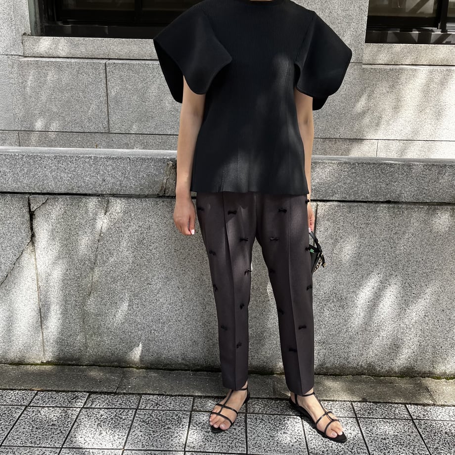 64c326793cc552002f709a7d