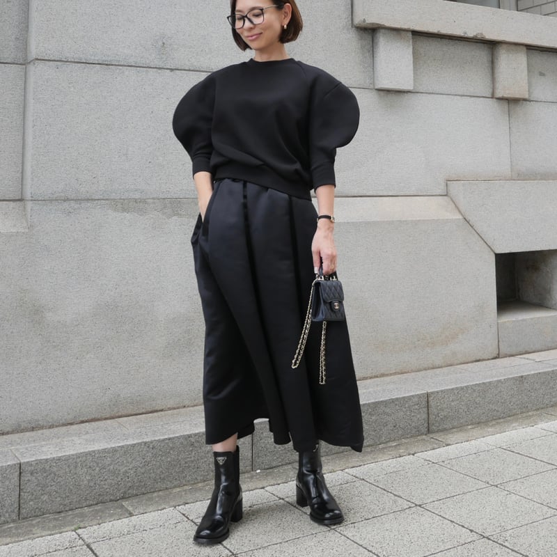 予約】Satin Dress Tuck SK black | HEVE