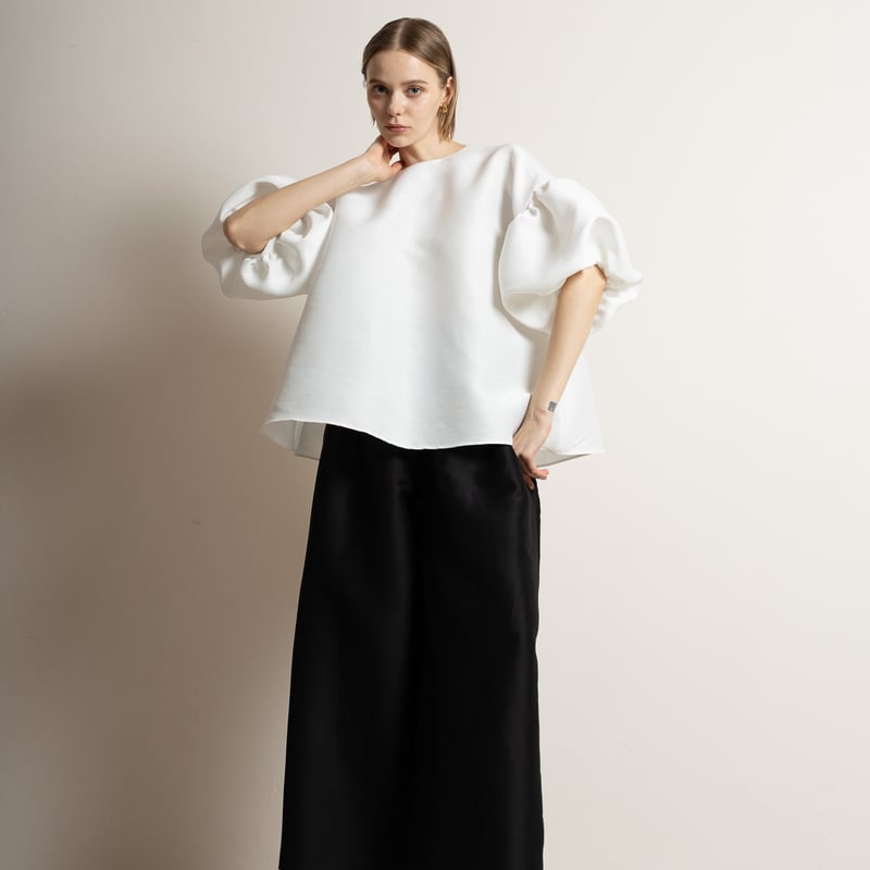 【新品未使用】Heve/ヘイヴ WHIPバルーンスリーブBL 白 WHIPバルーンスリーブBL ホワイト | HEVE