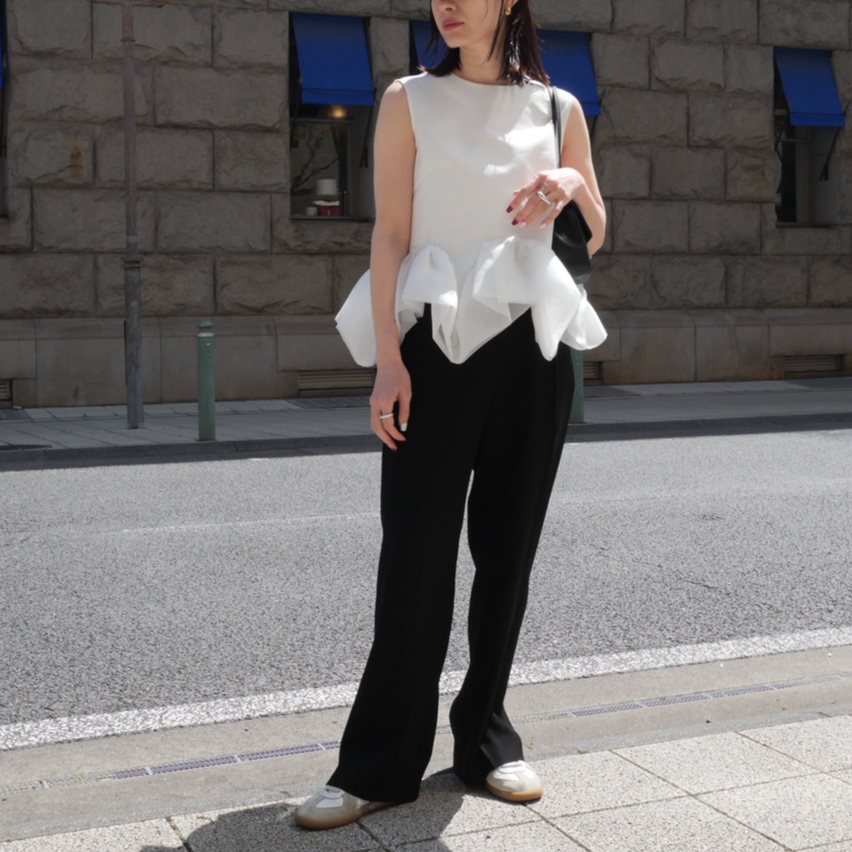 THE TOE Pericles Peplum Top ホワイト Lサイズ Pericles Peplum Top – THE TOÉ