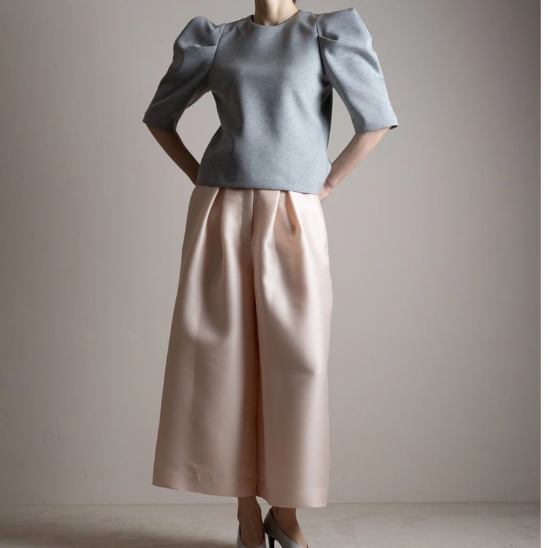 予約】Puff Shoulder Tops gray | HEVE
