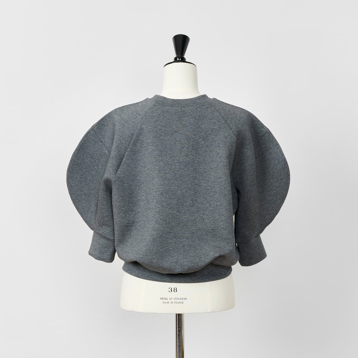 Cloudy Tops charcoal | HEVE