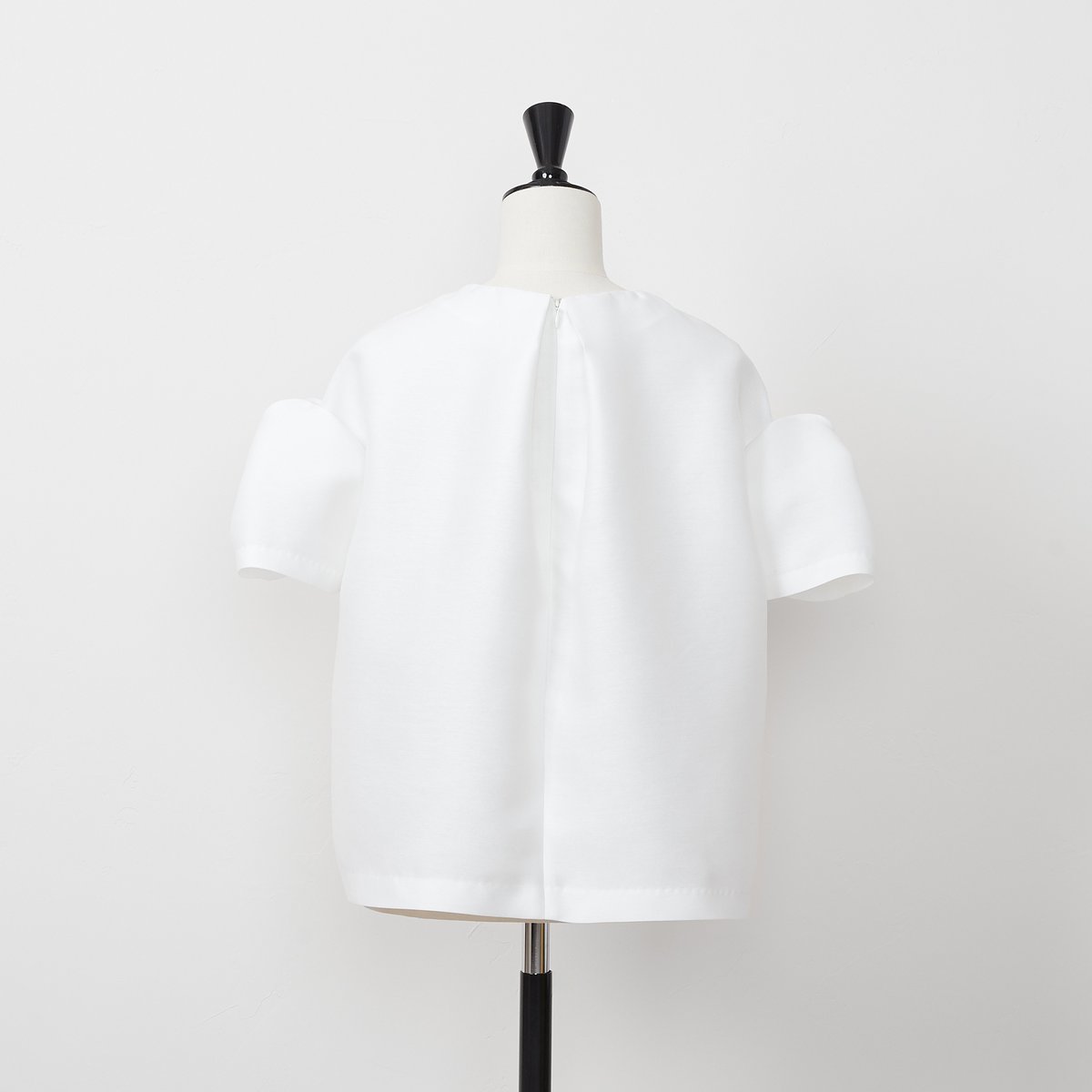 予約】Trinity Sleeve BL white | HEVE