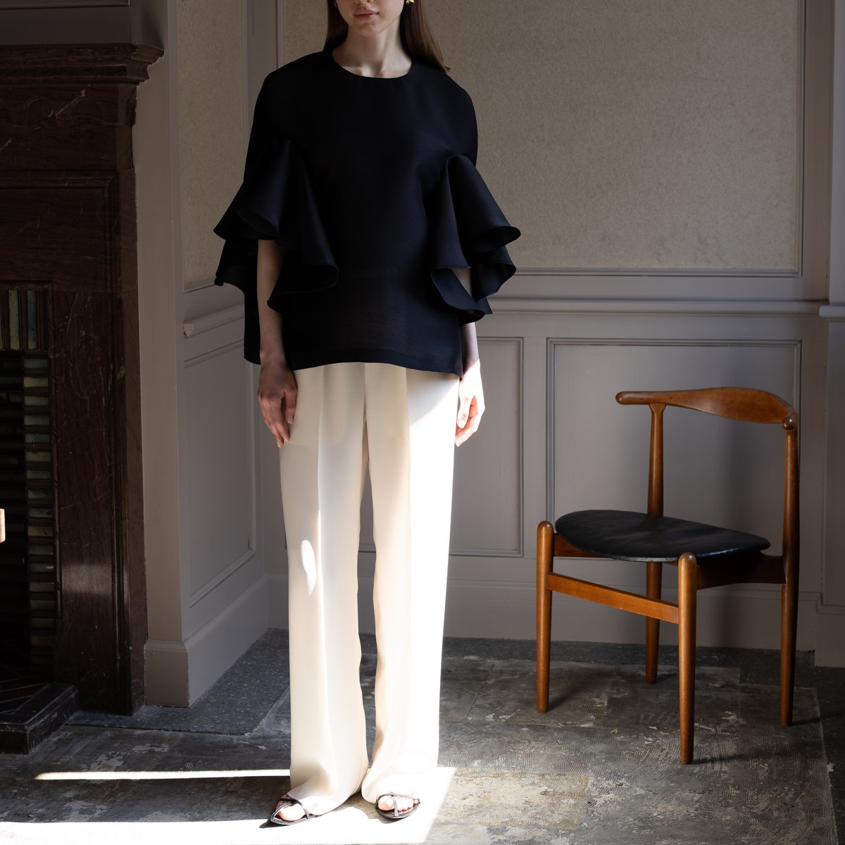 Relax Pants black heve リラックスパンツivory36 予約】Relax Pants ivory | HEVE