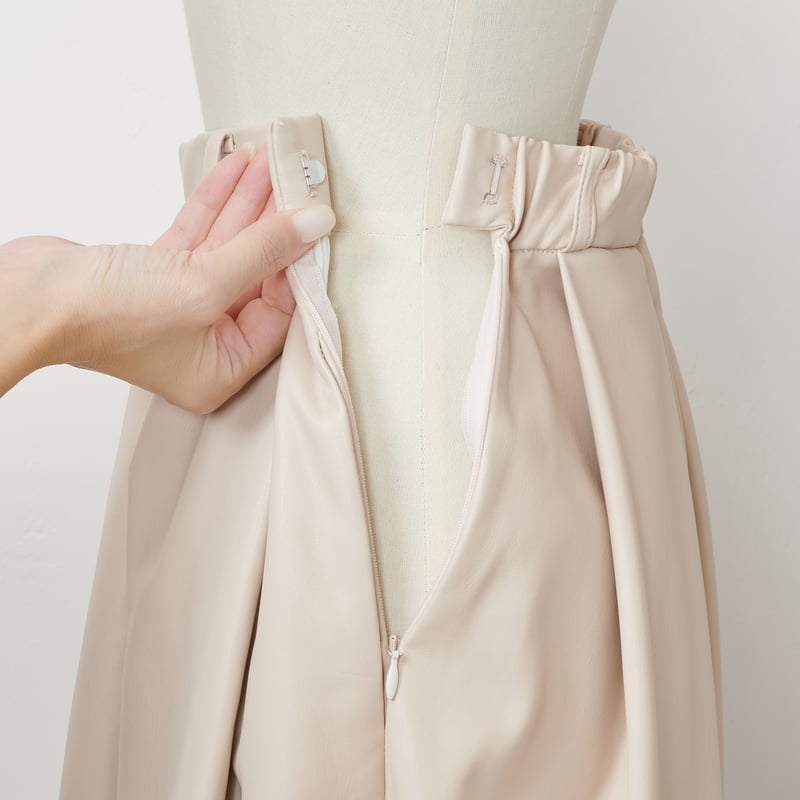 Tuck Flare Leather SK rose | HEVE