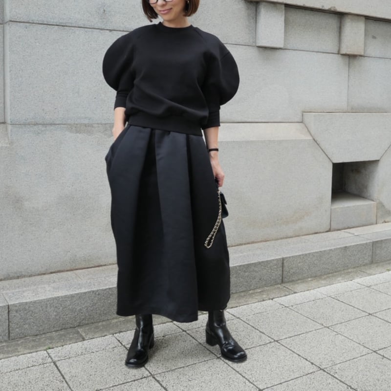 Cloudy Tops black | HEVE