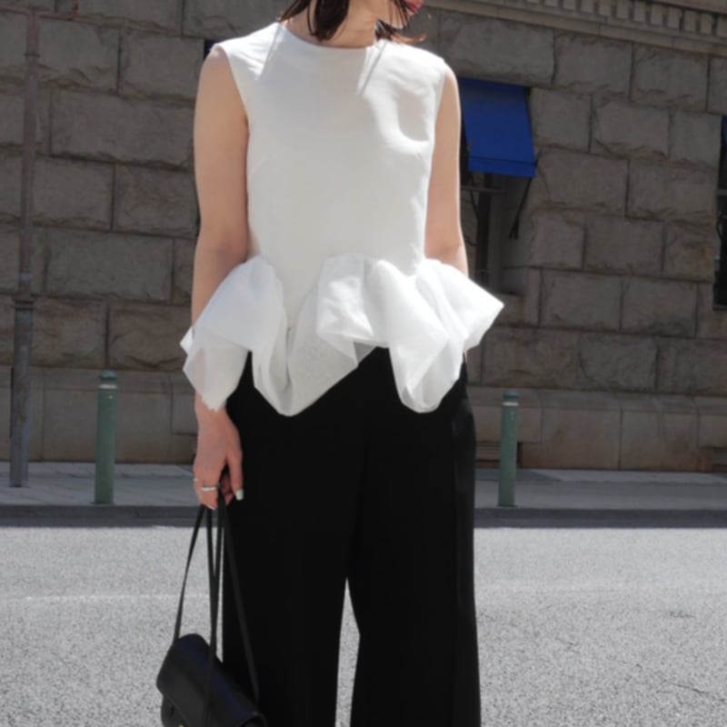 Prima Peplum Sleeveless white | HEVE