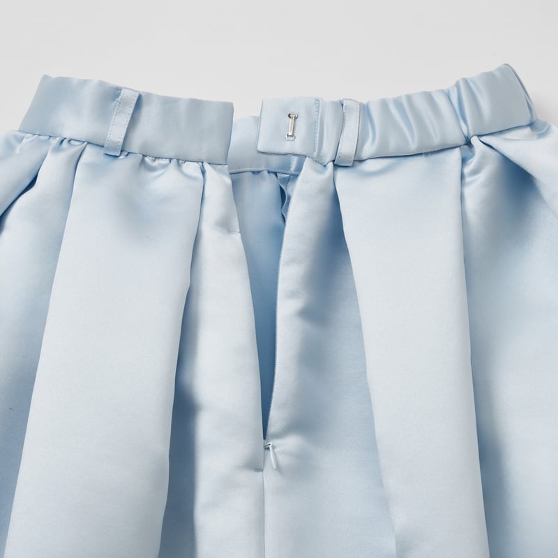 予約】Satin Dress Tuck SK sax | HEVE