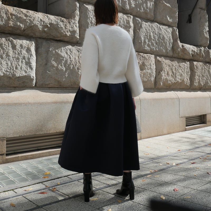 Satin Dress Tuck SK navy | HEVE