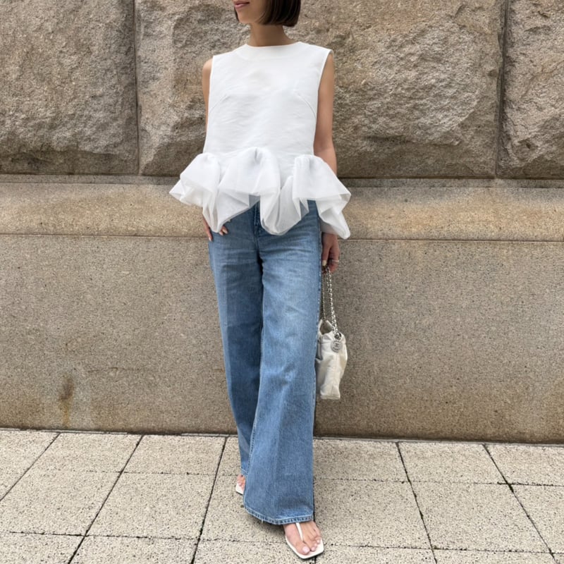 Prima Peplum Sleeveless white | HEVE