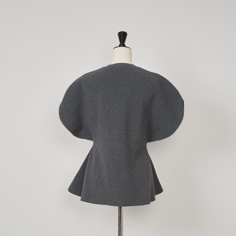 Arch Peplum knit charcoal | HEVE