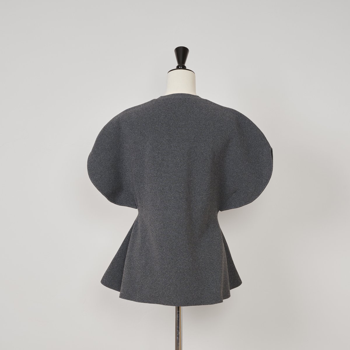 トップス heve Arch Peplum knit black Arch Peplum knit black | HEVE