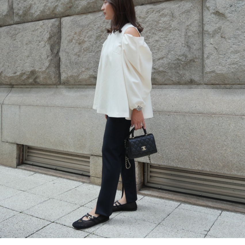 新品未使用☆Heve Cut off soulder BL vanilla Cut off soulder BL vanilla | HEVE