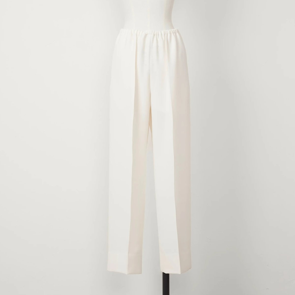 予約】Relax Pants ivory | HEVE