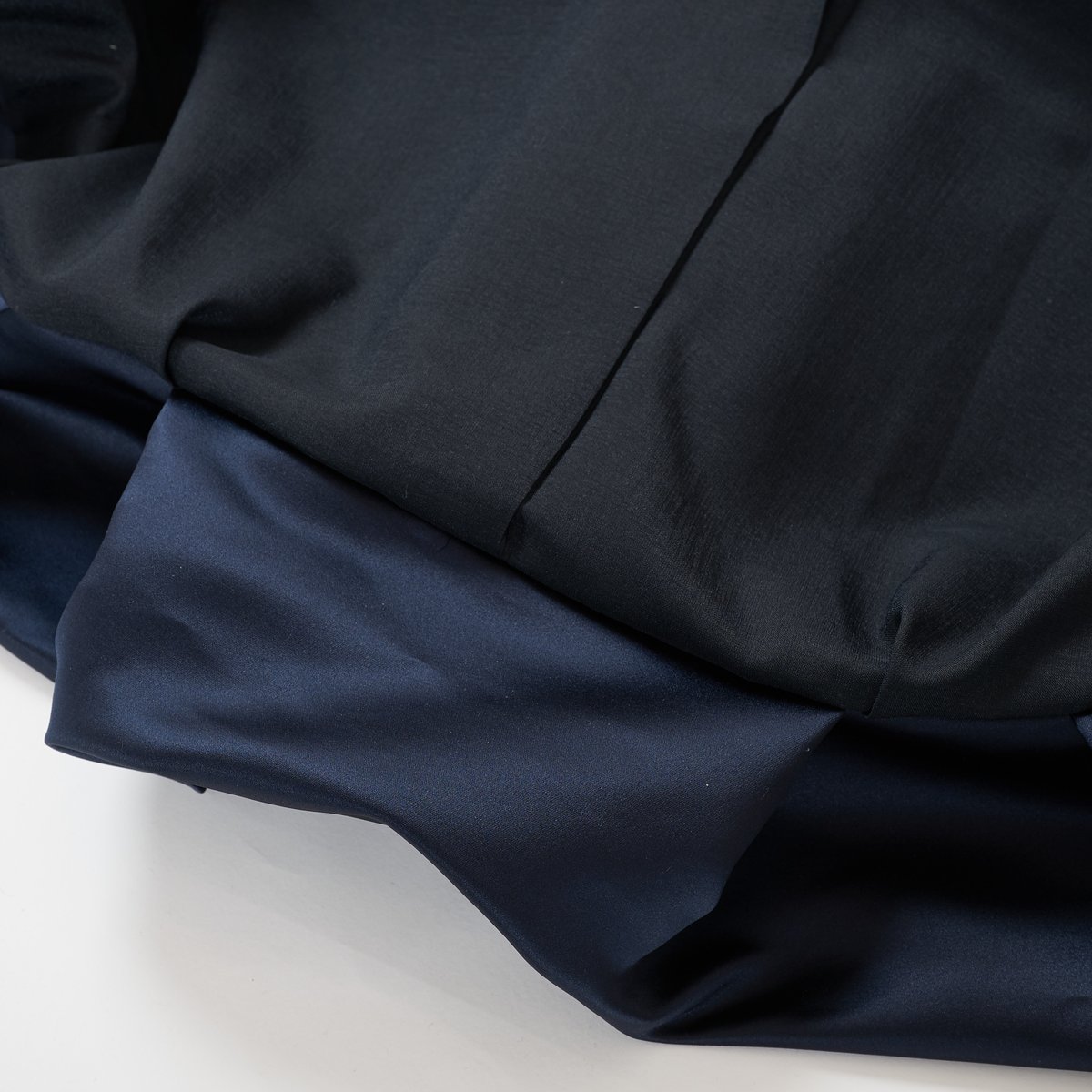 Petal Cloud Blouzon navy | HEVE