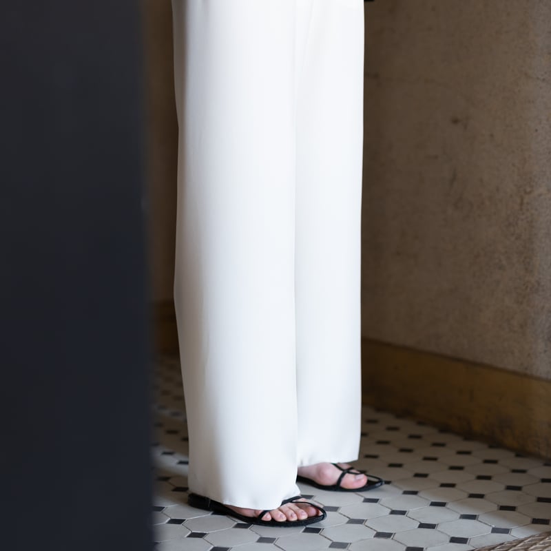 予約】Relax Pants ivory | HEVE