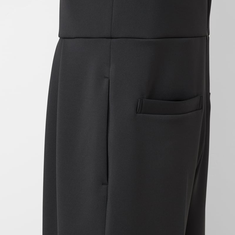 Heart neck all-in-one black | HEVE