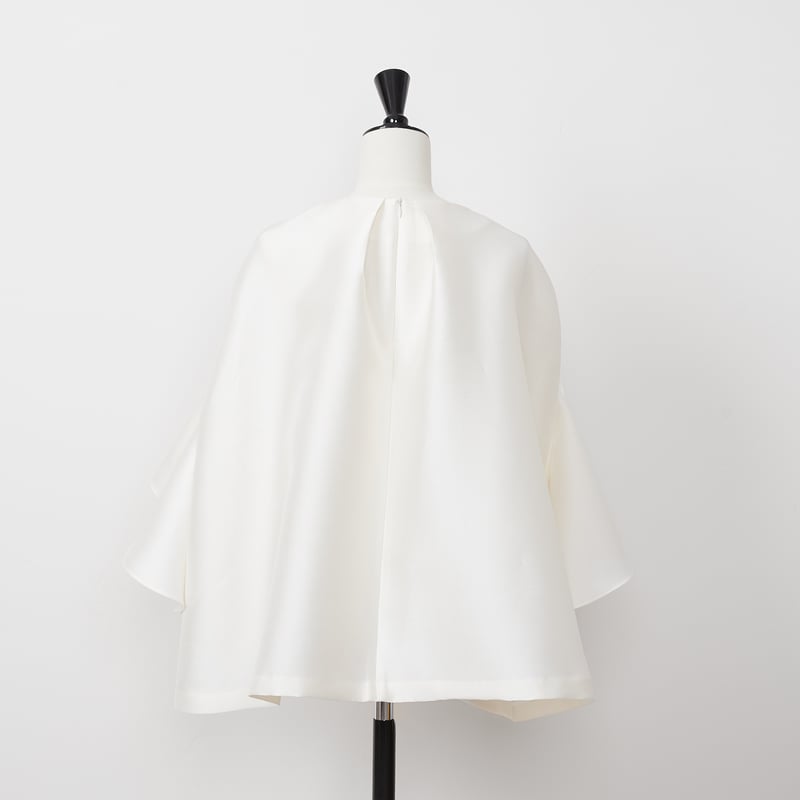 専用heve ヘイブ　バブリー　ブラウス　白 Heve へイヴ バブリーブラウス ホワイトの通販 by momo's shop｜ラクマ