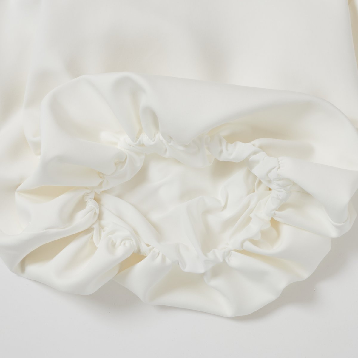 予約】Cloud Balloon Sweat white | HEVE