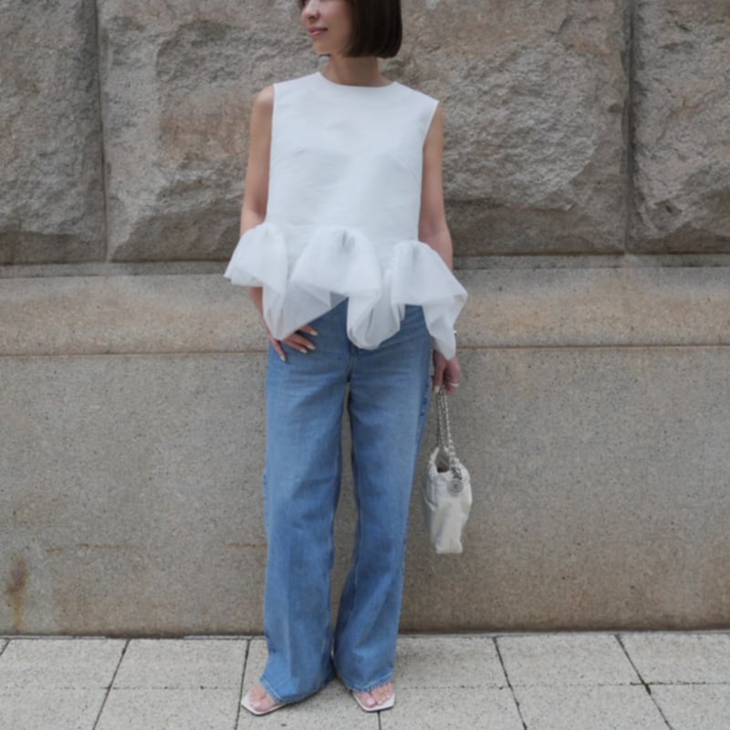 Prima Peplum Sleeveless white | HEVE