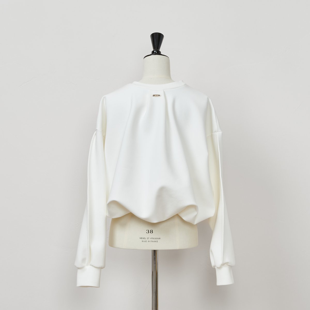 予約】Cloud Balloon Sweat white | HEVE
