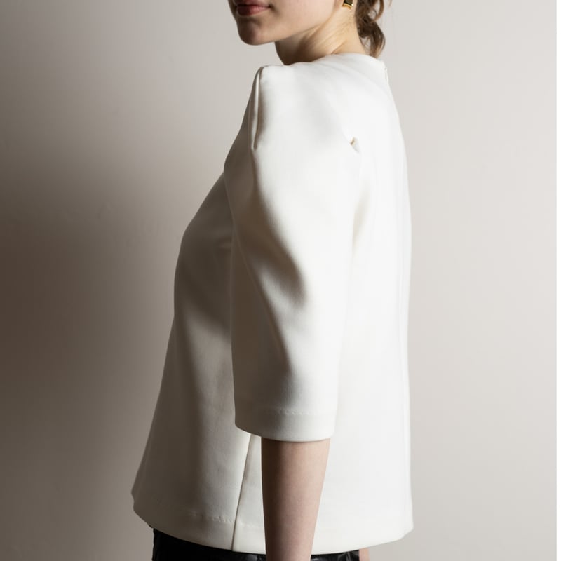 予約】Puff Shoulder Tops white | HEVE