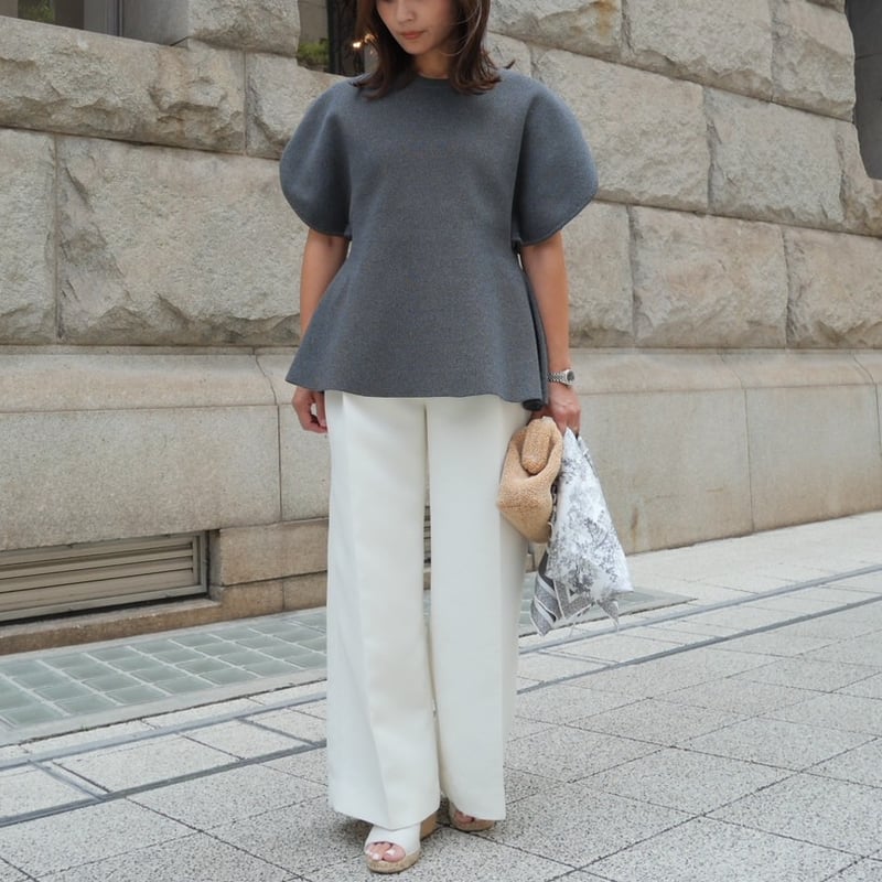 risa専用heve Arch Peplum knit charcoal Arch Peplum knit charcoal | HEVE