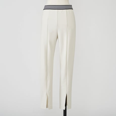 CATEGORY BOTTOMS | HEVE
