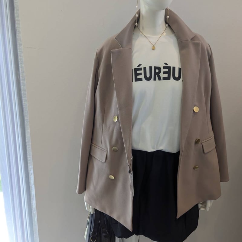 手洗いできるハイストレッチジョーゼット】金ボタンダブルジャケット